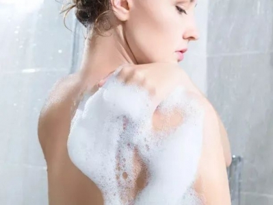澎湃水量，漢遜熱水器瀑布式淋浴治愈你的身心!